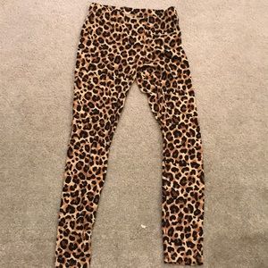 Cheetah print leggings